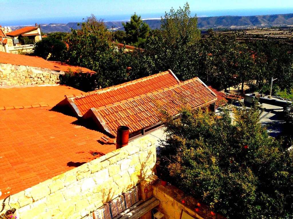 Lofou Traditional Stone House Экстерьер фото