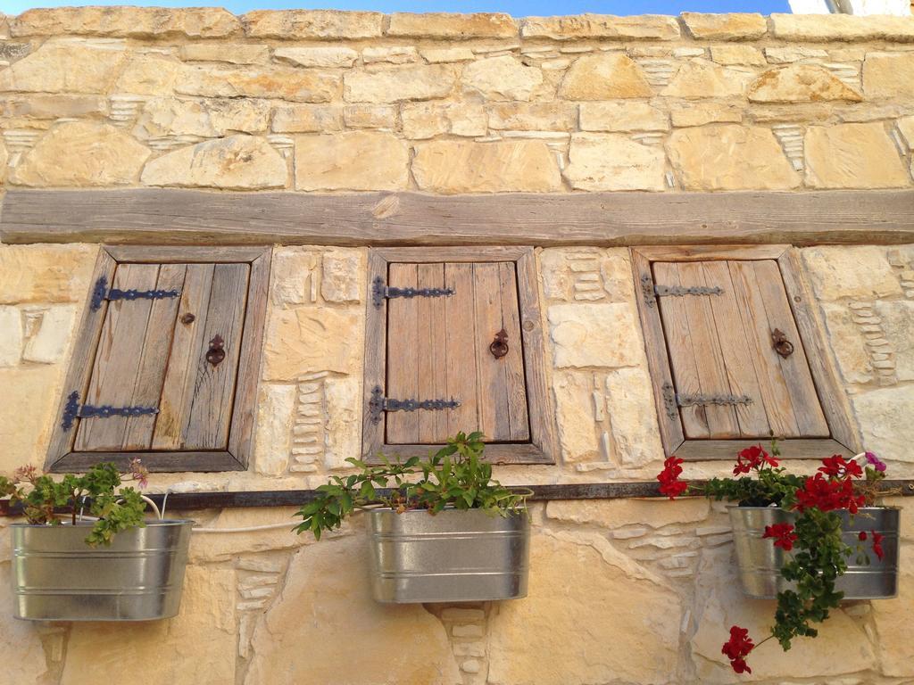 Lofou Traditional Stone House Экстерьер фото